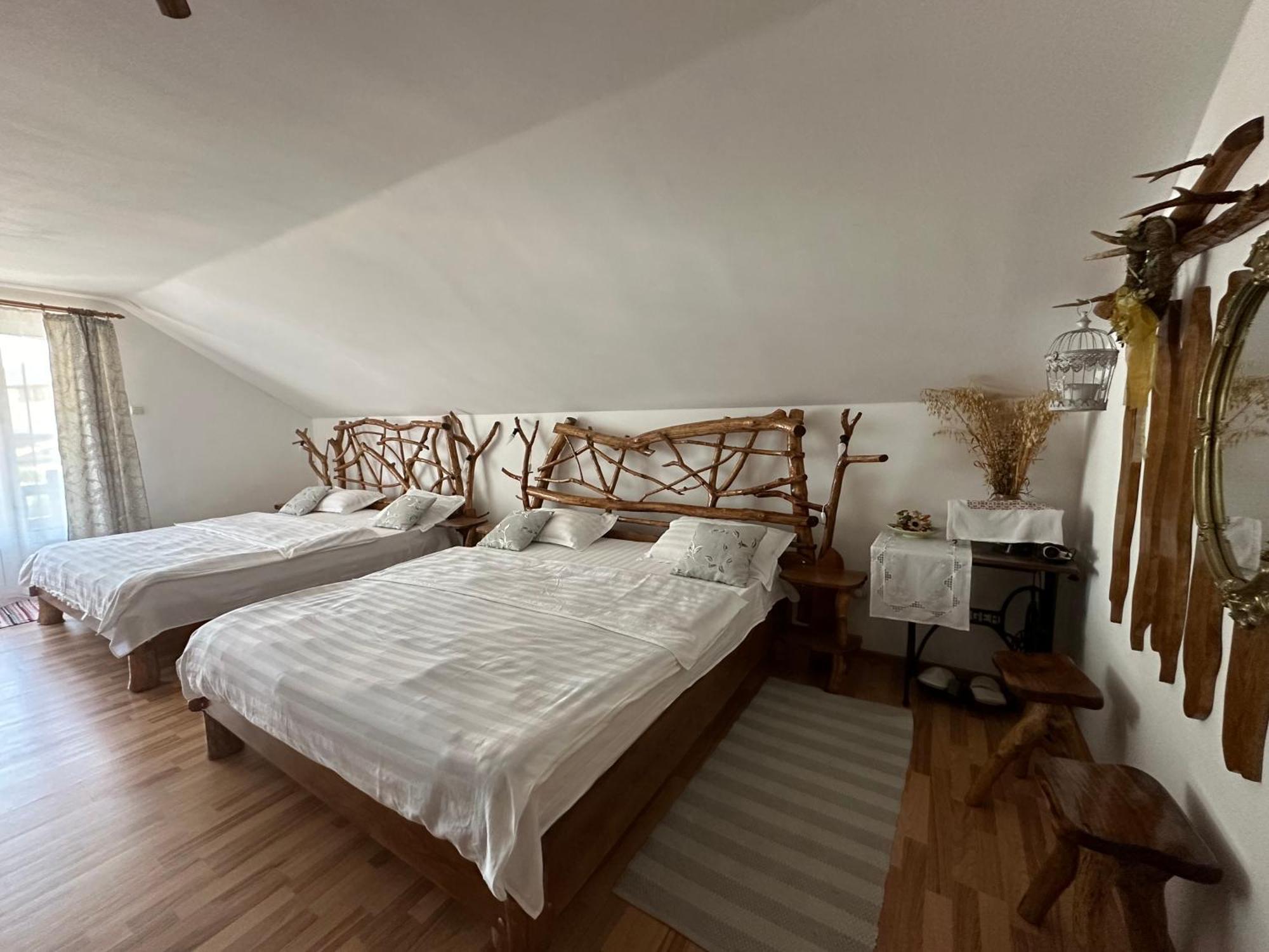 Casa Vlad Hotel Haţeg Eksteriør billede